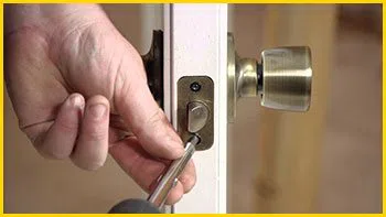 Metro Locksmith Services Philadelphia, PA 215-583-2338 Metro Locksmith Services Philadelphia, PA 215-583-2338 - 14-install-new-lock