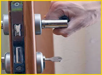 Metro Locksmith Services Philadelphia, PA 215-583-2338 - 7-lock-installation